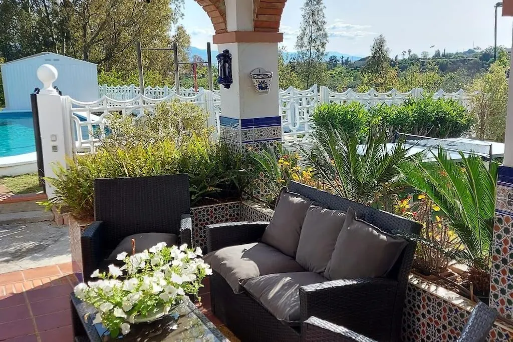 Villa Lovely Holiday Residence - Delicious Pool And Padel Malaga Spain